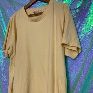 *CLEARANCE* LL. Bean 2X Light Yellow Tshirt